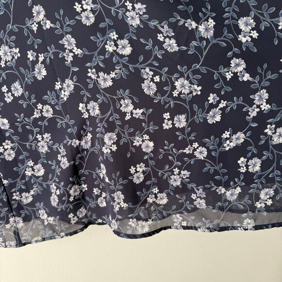 Willow Bay Blue Floral Skirt With Side Zip and Button Sheer Slip Dark Cottage - Picture 2 of 4